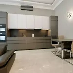 Premium Apartment By Hi5 - 2 Bedroom In The Center